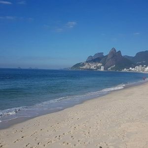 Meet your Posher, Sylvia